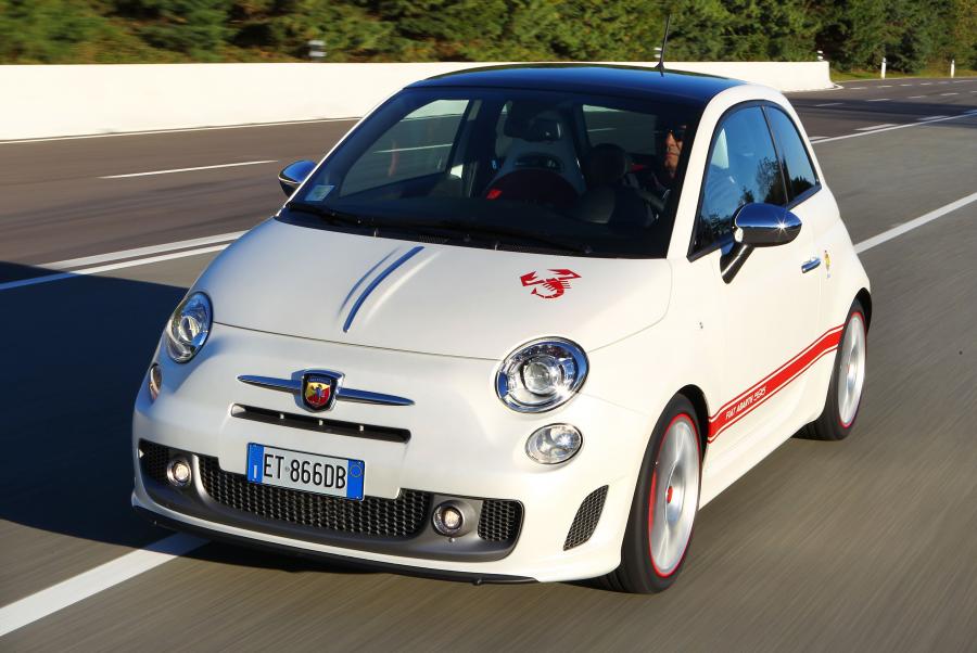  Abarth 595 50th Anniversary Edition 2013 года  (фото 15 из 26)